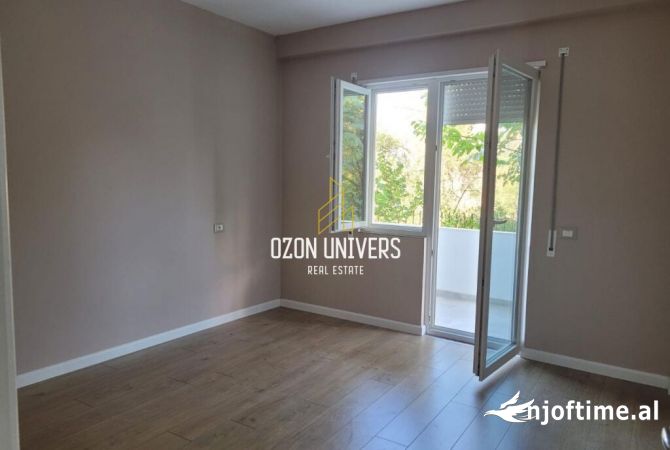 Appartamento in affitto a Tirana 1+1, Vuoto