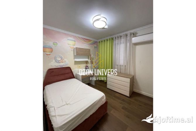 Appartamento in vendita a Tirana 1+1, Arredato