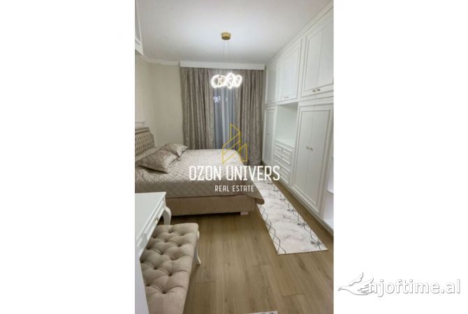 Appartamento in affitto a Tirana 3+1, Arredato