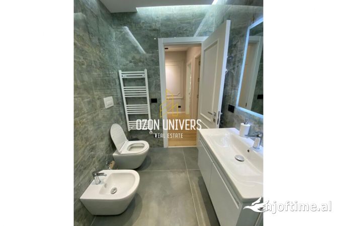 Appartamento in affitto a Tirana 3+1, Arredato