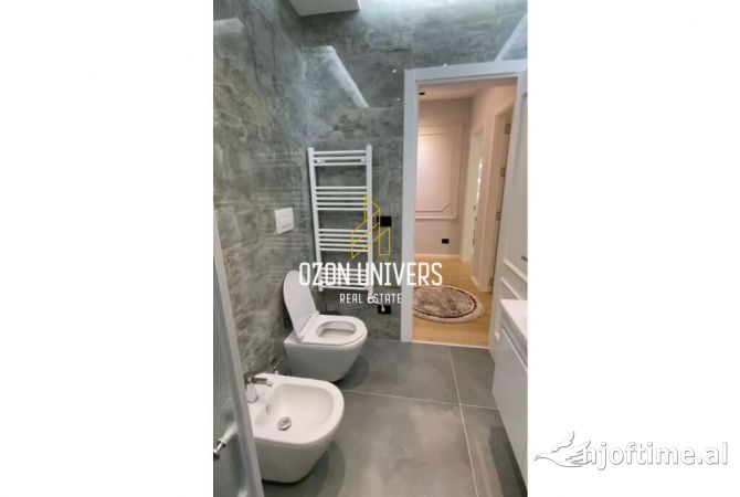 Appartamento in affitto a Tirana 3+1, Arredato