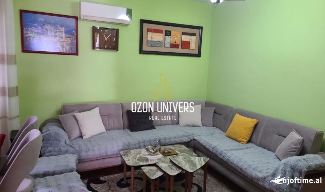 Shtepi ne shitje Shtepi Private ne Tirane, 2+1, Mobilimi E mobiluar, Pagesa 160,000  Euro.