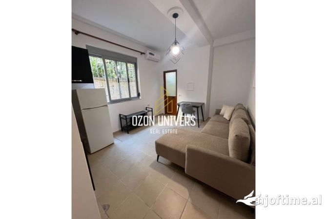 Shtepi ne shitje Apartament ne Tirane, 1+1, Mobilimi E mobiluar, Pagesa 62,500  Euro.