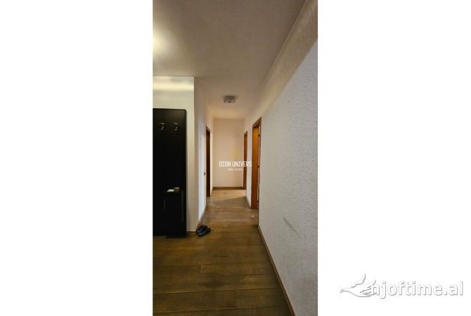 Appartamento in vendita a Tirana 2+1, Arredato