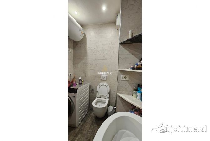 Appartamento in vendita a Tirana 2+1, Arredato