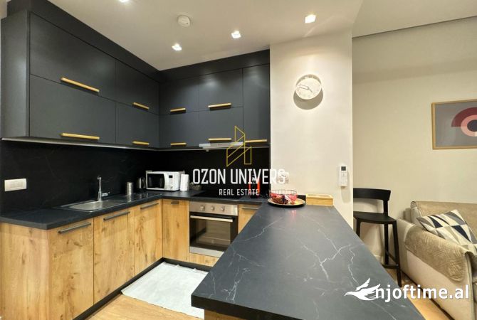 Shtepi ne shitje Apartament ne Tirane, 1+1, Mobilimi E mobiluar, Pagesa 995,000  Euro.