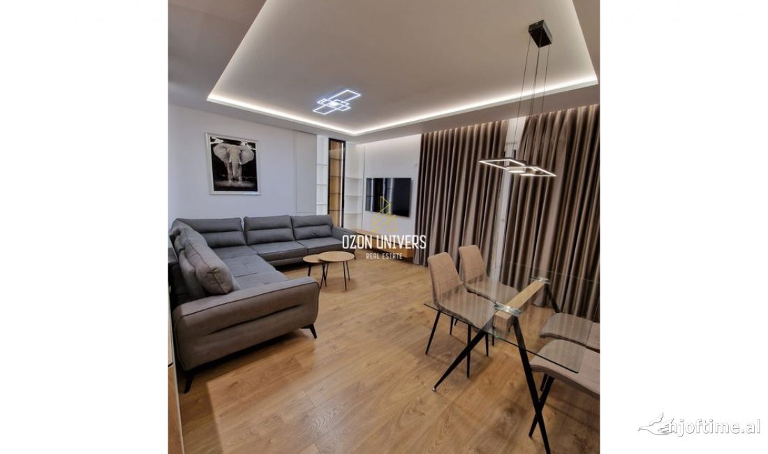 Appartamento in affitto a Tirana 2+1, Arredato