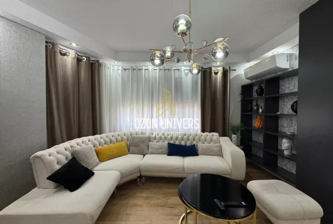 Appartamento in affitto a Tirana 2+1, Arredato