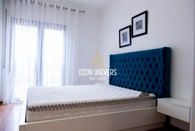 Shtepi me qera Apartament ne Tirane, 2+1, Mobilimi E mobiluar, Pagesa 75,000  Leke.