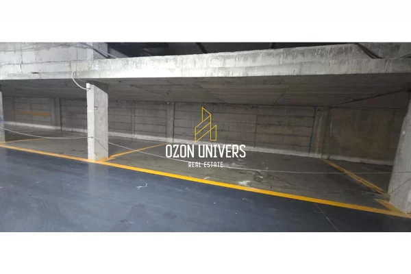 Shiten 10 poste parkimi, tek Square21