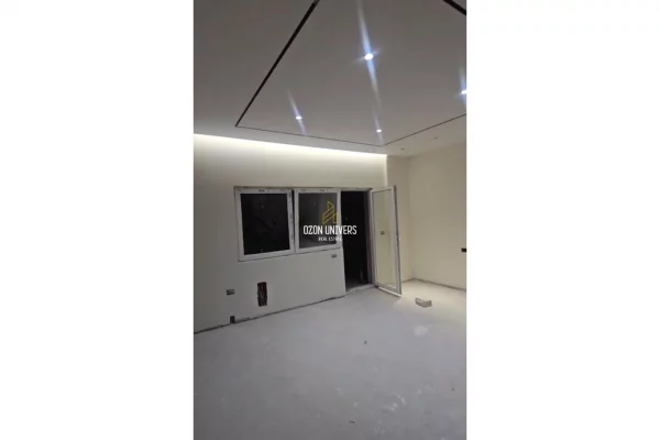 Shtepi ne shitje Apartament ne Tirane, 2+1, Mobilimi Bosh, pa mobiluar, Pagesa 200,000  Euro.