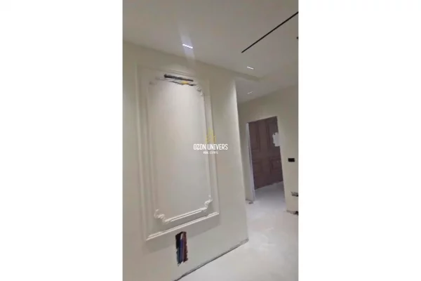 Shtepi ne shitje Apartament ne Tirane, 2+1, Mobilimi Bosh, pa mobiluar, Pagesa 200,000  Euro.