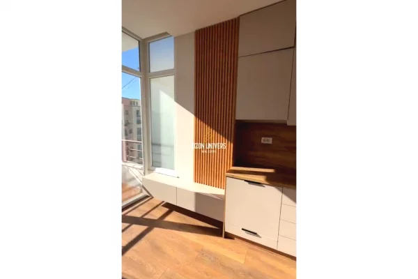 Shtepi ne shitje Apartament ne Tirane, 1+1, Mobilimi E mobiluar, Pagesa 93,000  Euro.