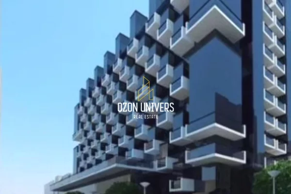 Ambiente Commerciale in Vendita 1+1 a Durazzo - 863,100 Euro