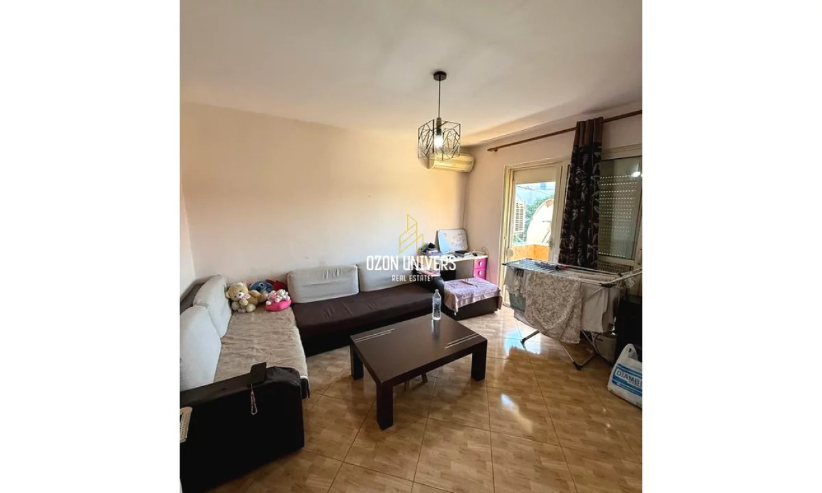 Appartamento in vendita a Tirana 1+1, Arredato