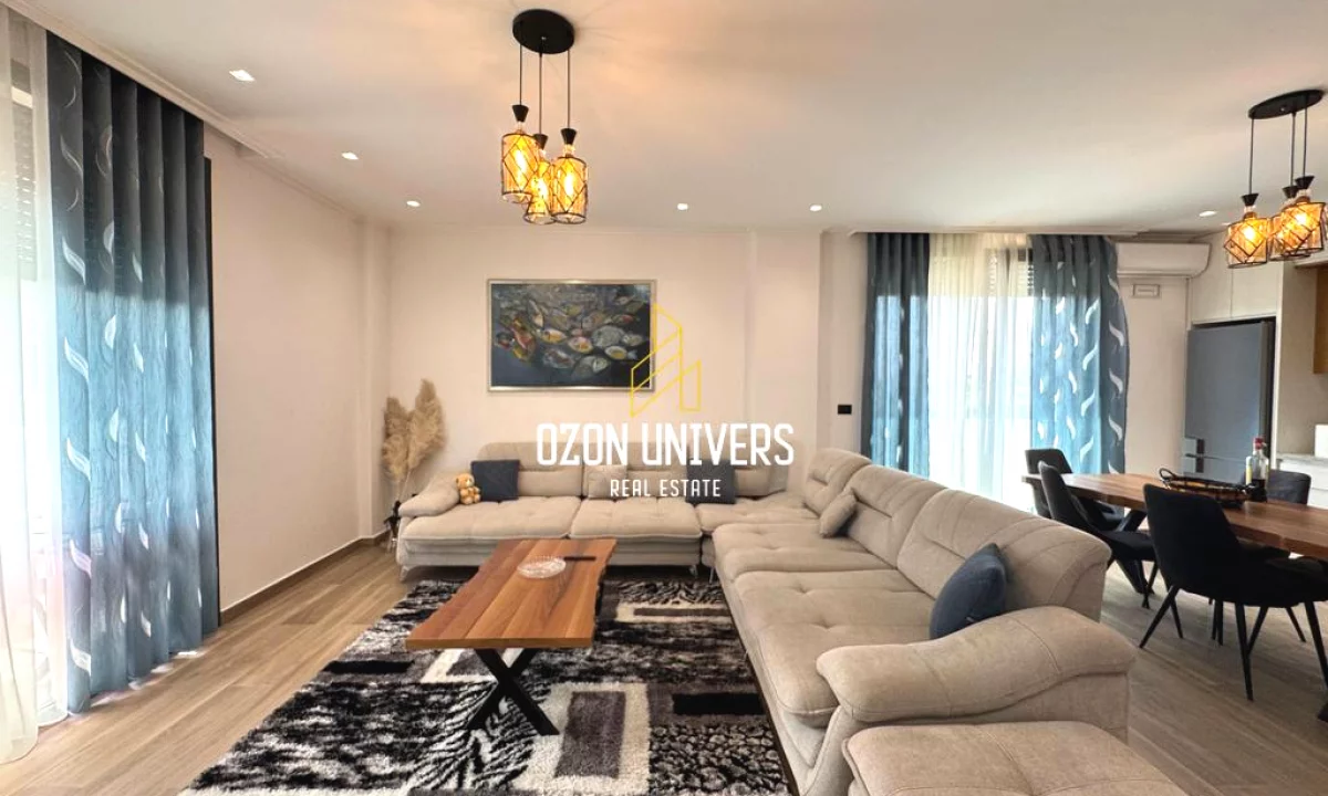 Appartamento in affitto a Tirana 2+1, Arredato