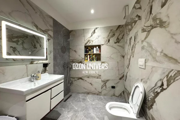 Appartamento in affitto a Tirana 2+1, Arredato