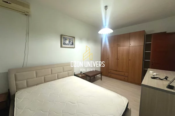 Shtepi ne shitje Apartament ne Tirane, 2+1, Mobilimi E mobiluar, Pagesa 155,000  Euro.