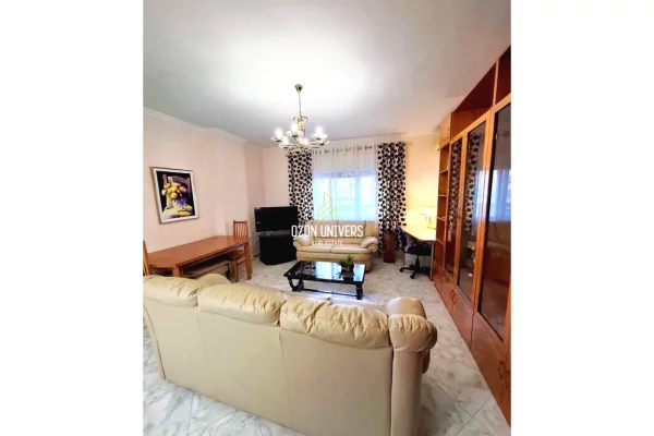 Apartament 1+1 për qira tek Komuna e Parisit!