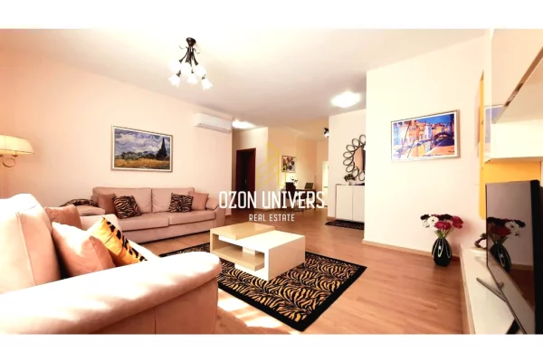 Appartamento in affitto a Tirana 2+1, Arredato