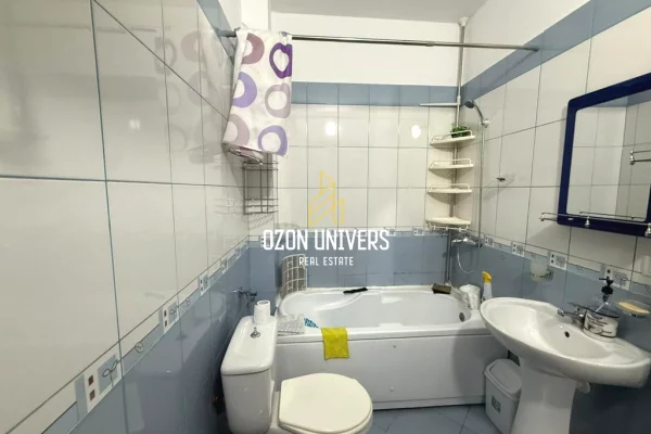 Appartamento in affitto a Tirana 2+1, Vuoto