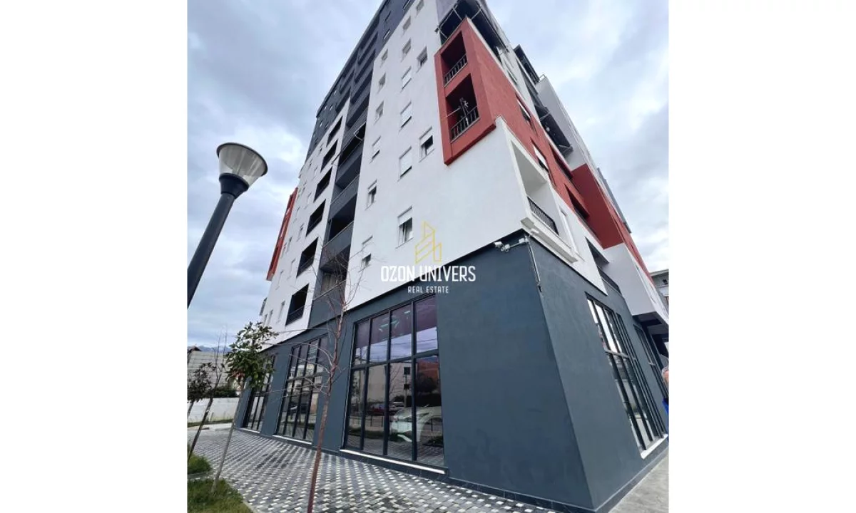 Shtepi ne shitje Apartament ne Tirane, 1+1, Mobilimi Bosh, pa mobiluar, Pagesa 135,000  Euro.