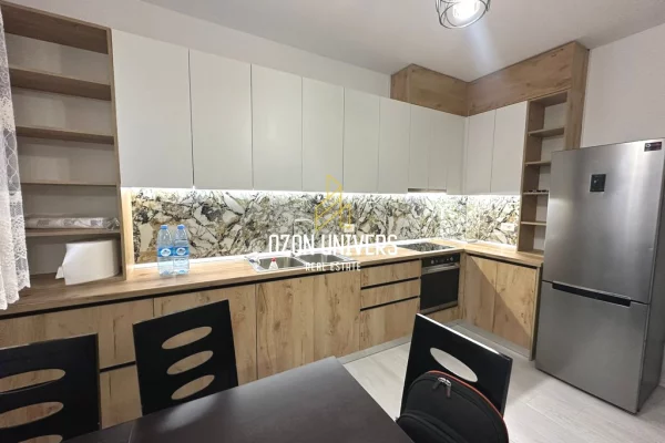 Shtepi me qera Apartament ne Tirane, 2+1, Mobilimi E mobiluar, Pagesa 70,000  Leke.