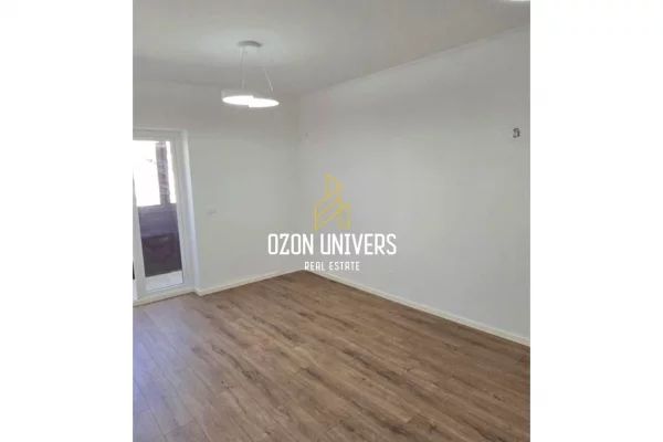 Shtepi ne shitje Apartament ne Tirane, 1+1, Mobilimi Bosh, pa mobiluar, Pagesa 117,000  Euro.