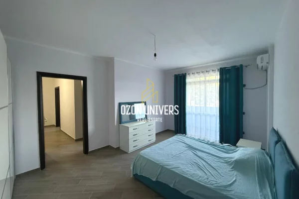 Shtepi ne shitje Apartament ne Lezhe, 3+1, Mobilimi E mobiluar, Pagesa 214,500  Euro.