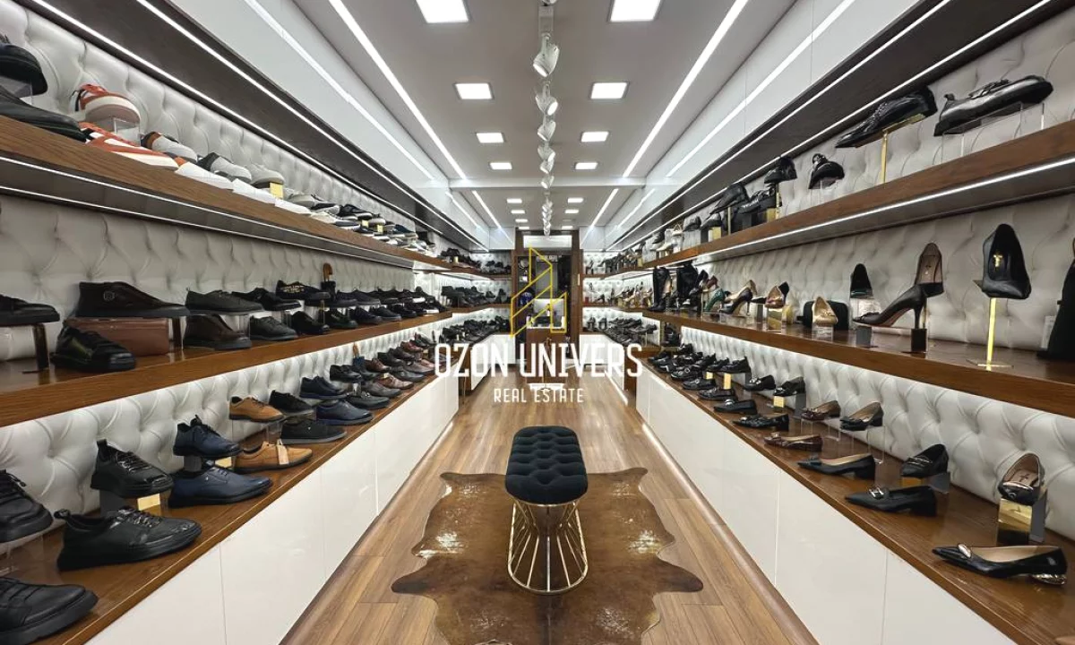 Biznes Kepucesh per Shitje, Myslym Shyr!