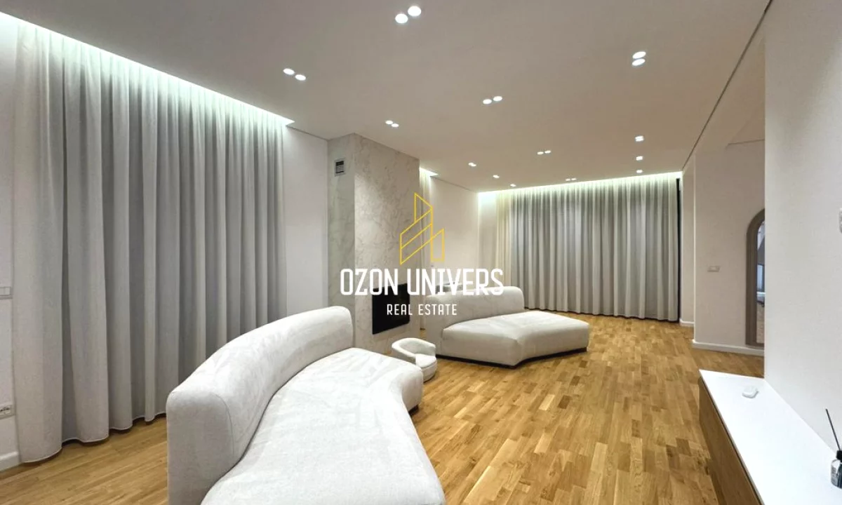 Shtepi me qera Vila Luksoze ne Tirane, 4+1, Mobilimi E mobiluar, Pagesa 3,300  Euro.