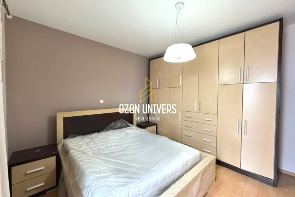 Shtepi me qera Apartament ne Tirane, 2+1, Mobilimi E mobiluar, Pagesa 1,000  Euro.