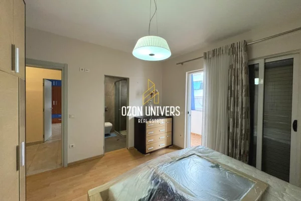 Shtepi me qera Apartament ne Tirane, 2+1, Mobilimi E mobiluar, Pagesa 1,000  Euro.