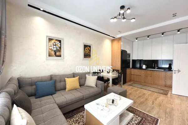 Apartament 1+1+Parking me qera tek Kompleksi Kontakt, 21 Dhjetori!