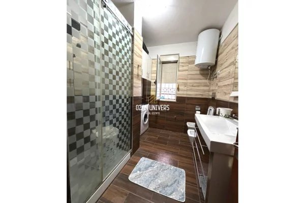 Shtepi ne shitje Apartament ne Tirane, 3+1, Mobilimi E mobiluar, Pagesa 285,000  Euro.