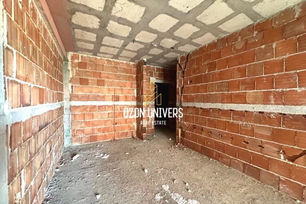 Apartment for sale in Tirana 2+1, Emty