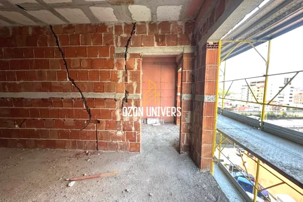 Apartment for sale in Tirana 2+1, Emty