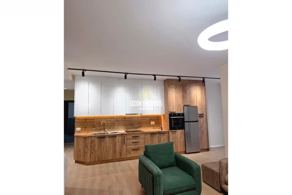 Shtepi me qera Apartament ne Tirane, 2+1, Mobilimi E mobiluar, Pagesa 65,000  Leke.