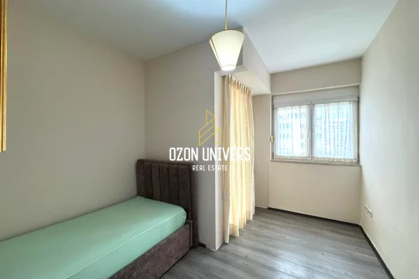 Shtepi me qera Apartament ne Tirane, 2+1, Mobilimi E mobiluar, Pagesa 900  Euro.