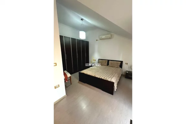 Shtepi me qera Apartament ne Tirane, 3+1, Mobilimi E mobiluar, Pagesa 850  Euro.