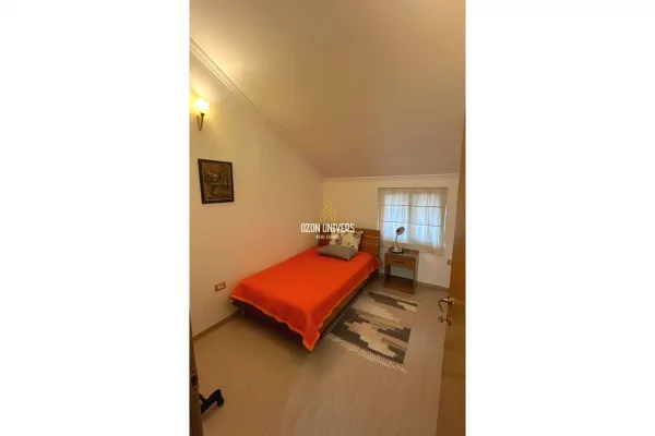 Shtepi me qera Apartament ne Tirane, 3+1, Mobilimi E mobiluar, Pagesa 850  Euro.