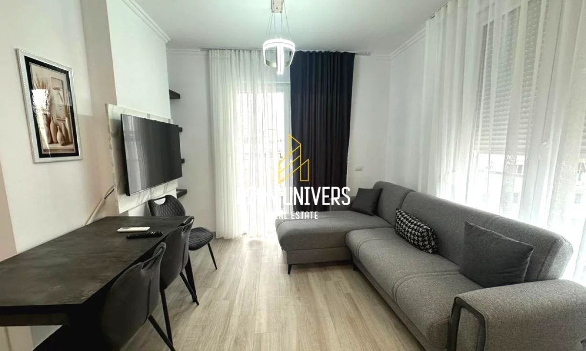 Shtepi ne shitje Apartament ne Tirane, 2+1, Mobilimi Bosh, pa mobiluar, Pagesa 225,000  Euro.