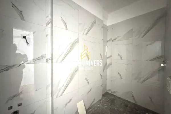 Apartment for sale in Tirana 2+1, Emty