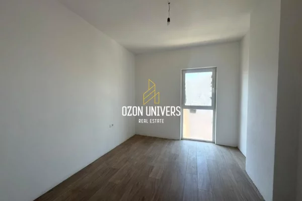 Shtepi ne shitje Apartament ne Tirane, 2+1, Mobilimi Bosh, pa mobiluar, Pagesa 122,200  Euro.