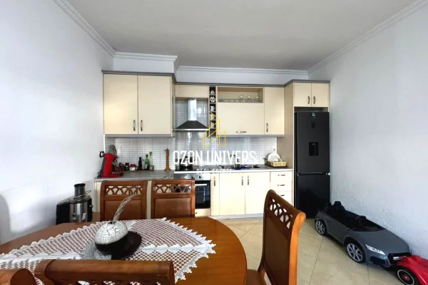 Shtepi me qera Apartament ne Tirane, 2+1, Mobilimi E mobiluar, Pagesa 450  Euro.
