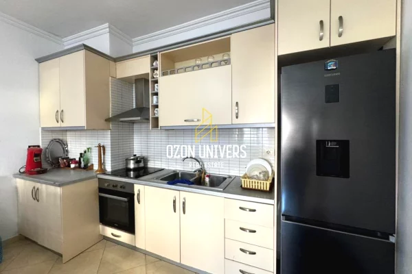 Shtepi me qera Apartament ne Tirane, 2+1, Mobilimi E mobiluar, Pagesa 450  Euro.