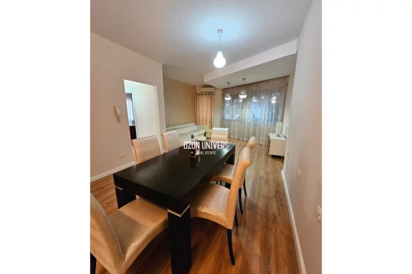 Shtepi ne shitje Apartament ne Tirane, 2+1, Mobilimi E mobiluar, Pagesa 234,000  Euro.
