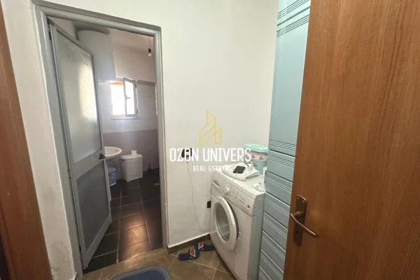 Shtepi ne shitje Apartament ne Tirane, 1+1, Mobilimi E mobiluar, Pagesa 125,000  Euro.