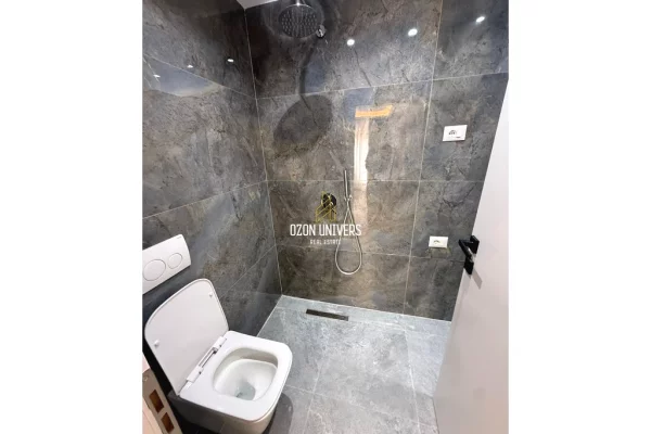 Shtepi ne shitje Apartament ne Tirane, 1+1, Mobilimi E mobiluar, Pagesa 327,000  Euro.