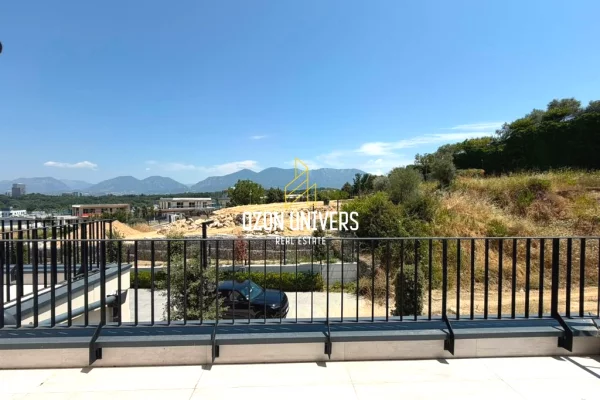Shtepi me qera Apartament ne Tirane, 3+1, Mobilimi Pjeserisht e mobiluar, Pagesa 2,500  Euro.